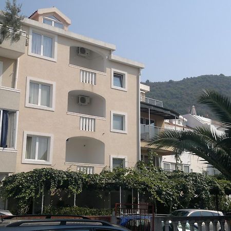Hibiscus Guest House Budva Exterior foto
