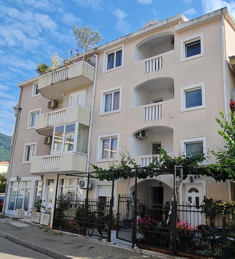 Hibiscus Guest House Budva Exterior foto