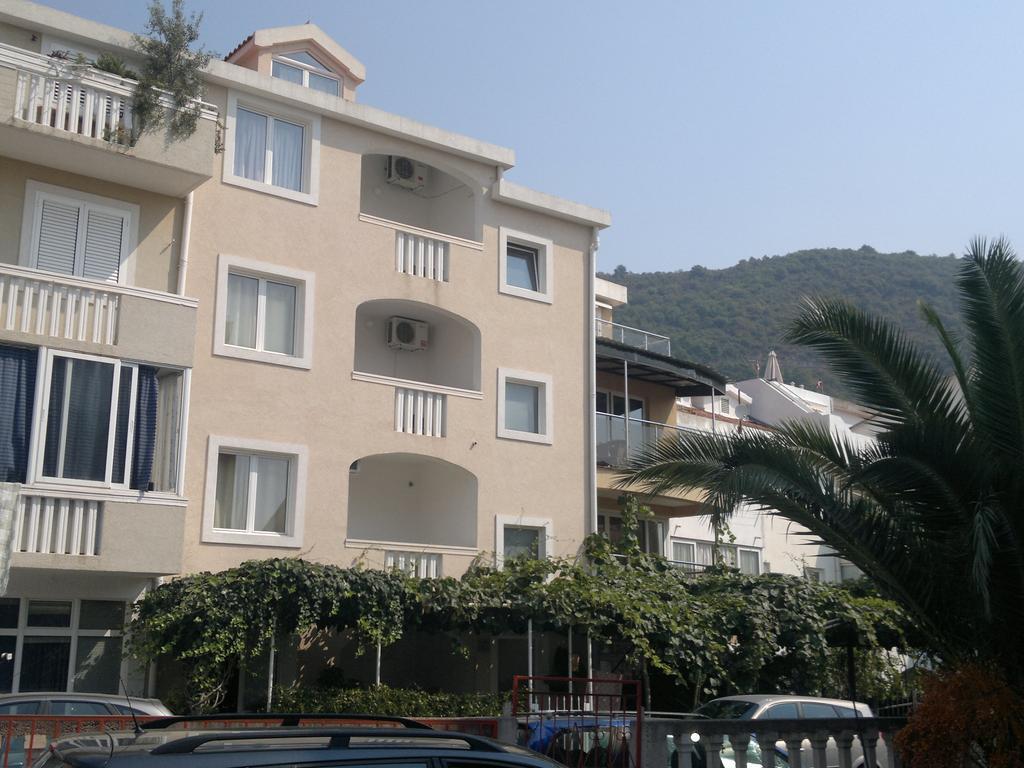 Hibiscus Guest House Budva Exterior foto